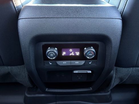 New 2026 Chevrolet Traverse RS image 30