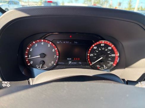 Certified 2025 Nissan Frontier Pro-X image 16