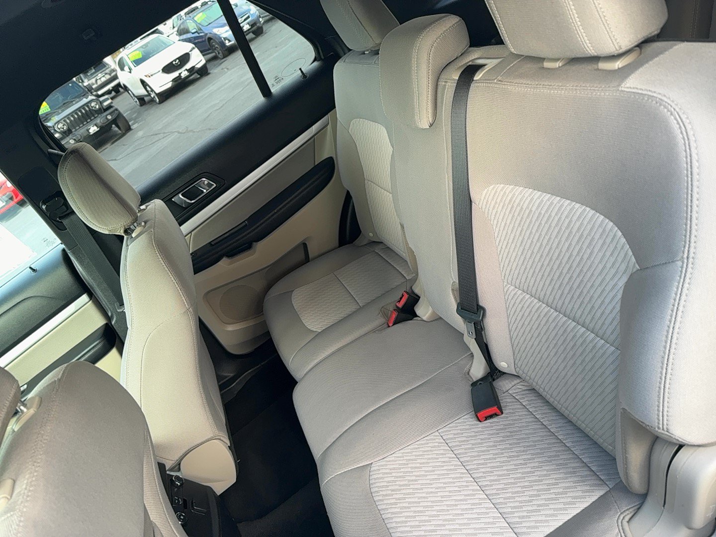 Used 2018 Ford Explorer 4WD image 11