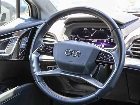 Used 2023 Audi Q4 e-tron Premium Plus w/ Premium Plus AWD/4WD image 16