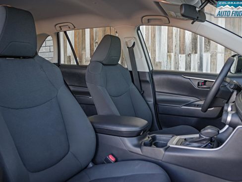 Used 2019 Toyota RAV4 LE w/ All Weather Liner Package image 20