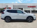Used 2018 Nissan Rogue SL w/ Premium Package image 3