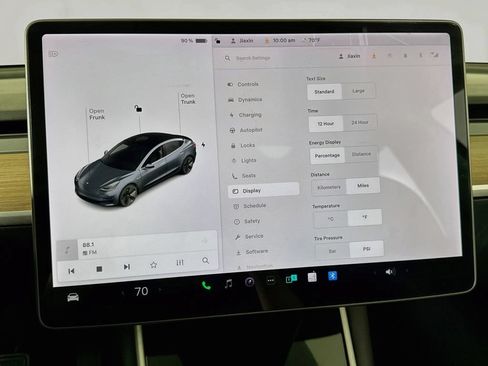 Used 2018 Tesla Model 3 Long Range RWD image 36