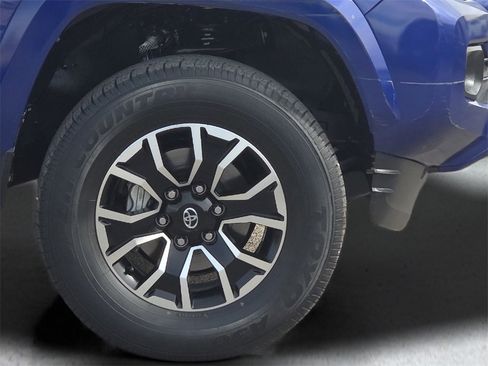 Certified 2023 Toyota Tacoma TRD Sport image 11