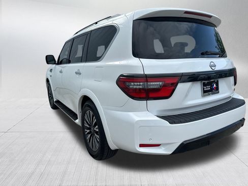 Used 2022 Nissan Armada SL w/ Midnight Edition Package image 6