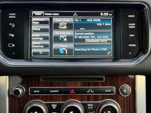 Used 2015 Land Rover Range Rover Supercharged image 12