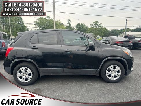 Used 2018 Chevrolet Trax LS w/ Fleet Convenience Package FWD image 10