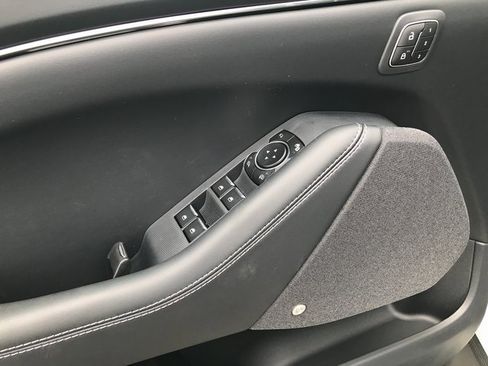 New 2024 Ford Mustang Mach-E Premium image 7