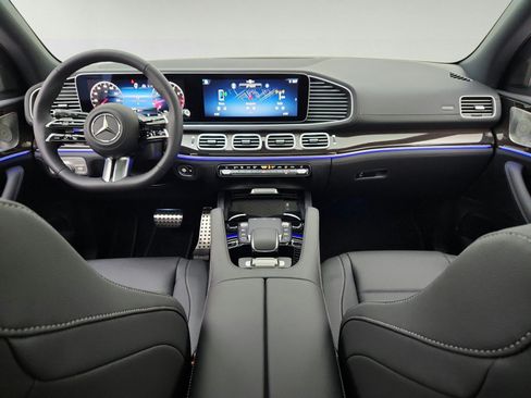 New 2026 Mercedes-Benz GLS 450 4MATIC image 23