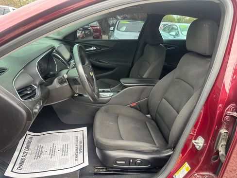 Used 2016 Chevrolet Malibu LT image 10