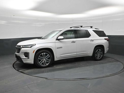 Used 2023 Chevrolet Traverse High Country image 4
