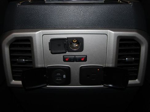 Used 2022 Ford F250 Lariat w/ Lariat Ultimate Package image 34