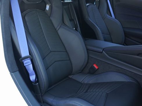 Used 2026 Chevrolet Corvette ZR1 w/ ZR1 Carbon Fiber Aero Package image 17