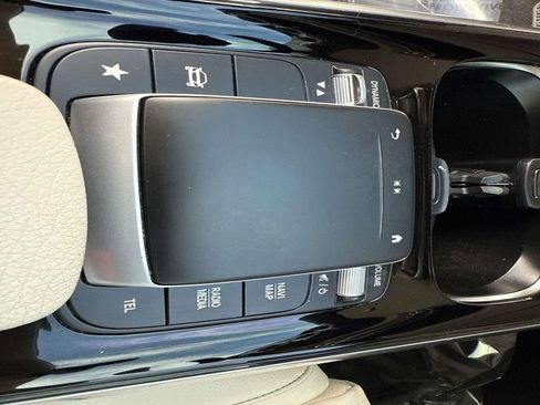 Used 2021 Mercedes-Benz GLA 250 4MATIC image 34