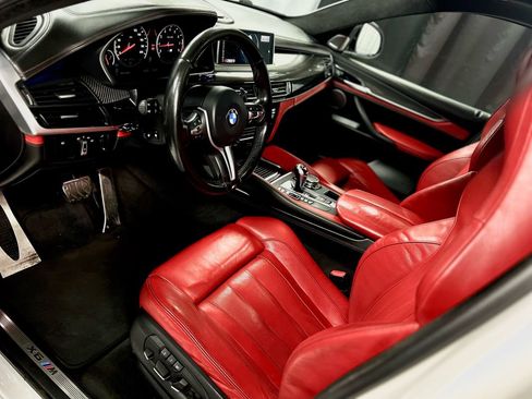Used 2016 BMW X6 M image 16