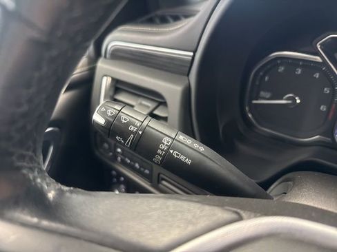 Used 2021 GMC Yukon SLT image 39