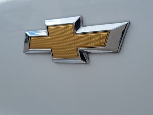 Used 2025 Chevrolet TrailBlazer LS w/ LS Convenience Package FWD image 11