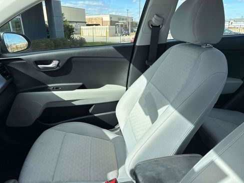 Used 2023 Kia Rio S image 22