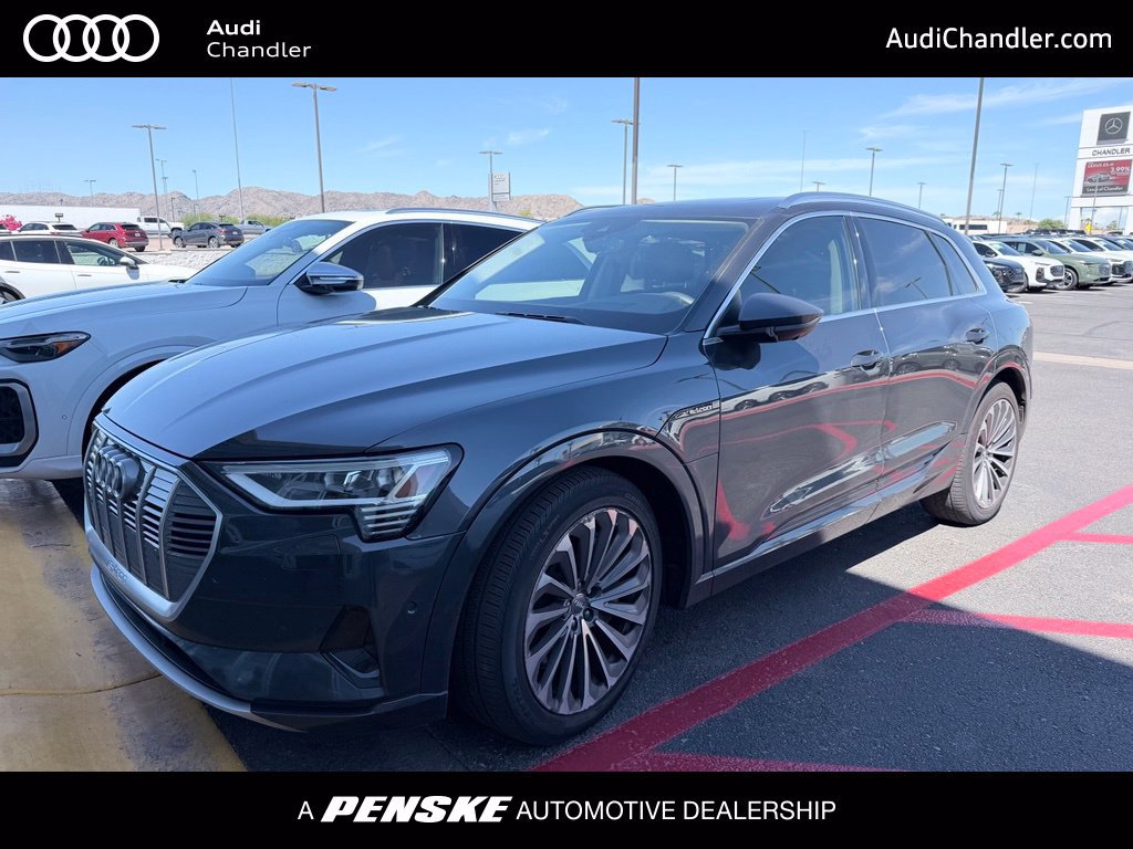 Used 2019 Audi e-tron Prestige w/ Prestige Package AWD/4WD image 1