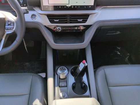 New 2026 Ford Explorer Active w/ Active Comfort Package image 23