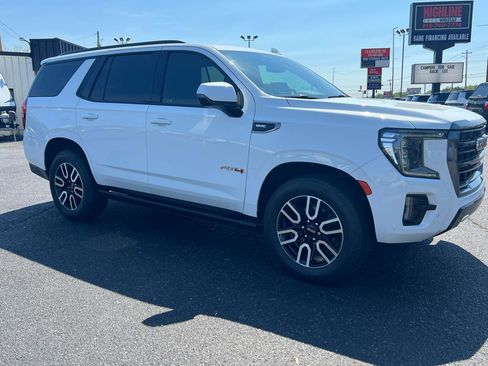Used 2022 GMC Yukon AT4 image 3