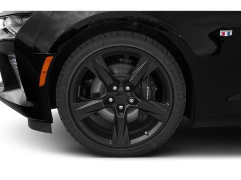 Used 2018 Chevrolet Camaro SS RWD image 14