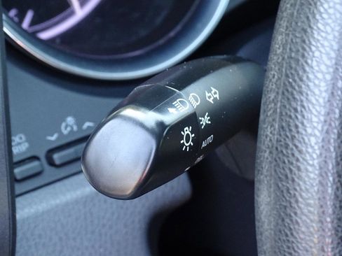 Used 2019 Toyota Camry LE FWD image 27