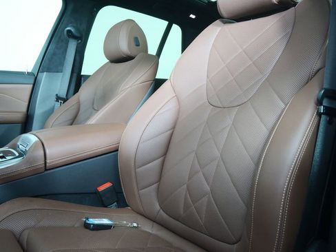 Certified 2023 BMW X5 sDrive40i w/ M Sport Package image 10