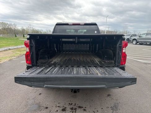 Used 2022 Chevrolet Silverado 1500 LT AWD/4WD image 11