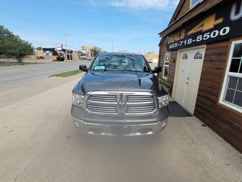 Used 2015 RAM 1500 Big Horn image 3