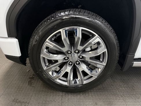 New 2026 GMC Sierra 1500 Denali image 9
