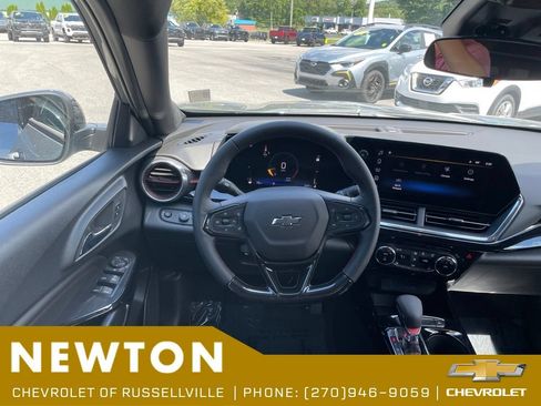 New 2026 Chevrolet Trax RS w/ Driver Confidence Package FWD image 21