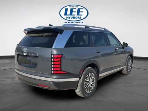 New 2026 Hyundai Palisade SEL FWD image 3