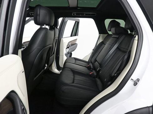 Used 2024 Land Rover Range Rover SE AWD/4WD image 16