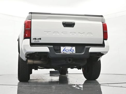 Used 2024 Toyota Tacoma TRD Off-Road AWD/4WD image 41
