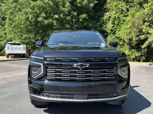 New 2026 Chevrolet Tahoe High Country AWD/4WD image 3