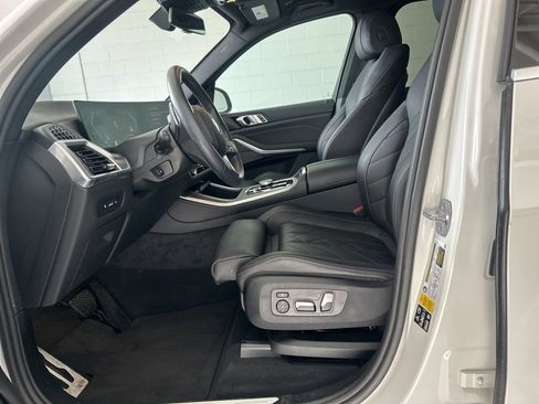 Used 2024 BMW X5 xDrive40i w/ Premium Package image 13