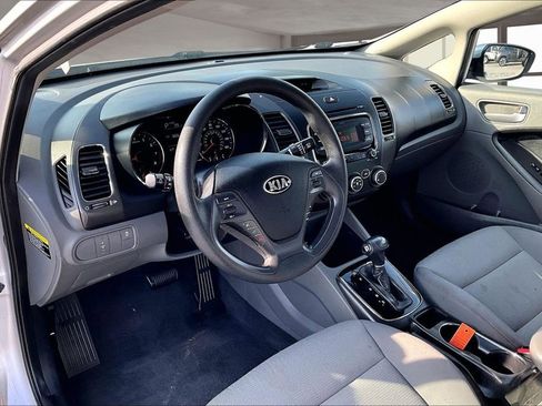Used 2017 Kia Forte LX FWD image 16