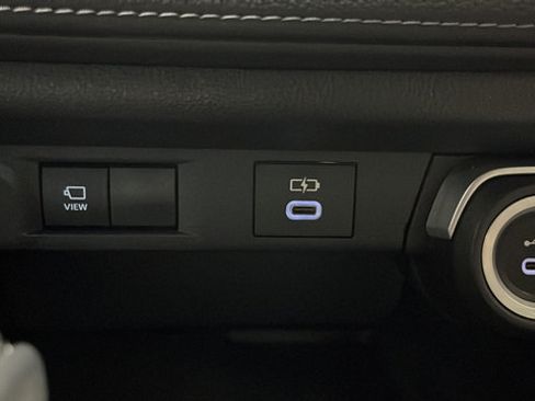 Used 2024 Toyota Grand Highlander AWD Hybrid image 34