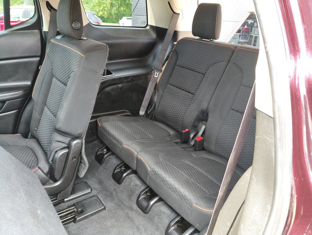 Used 2018 GMC Acadia SLE w/ Driver Alert Package I AWD/4WD image 9