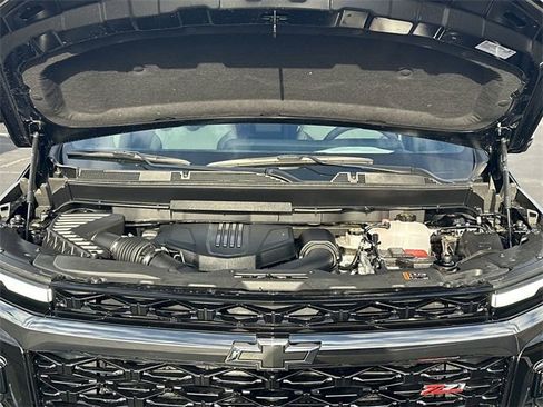 Used 2025 Chevrolet Traverse Z71 w/ Driver Confidence Package image 30