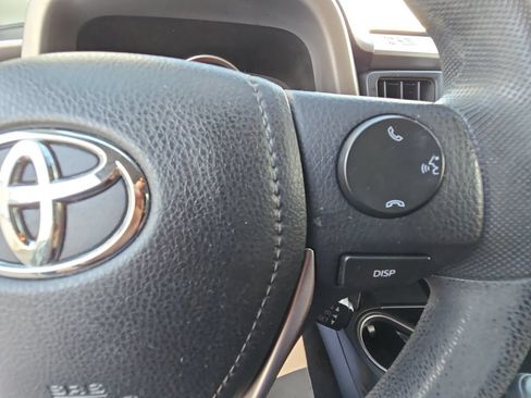 Used 2016 Toyota RAV4 LE FWD image 15