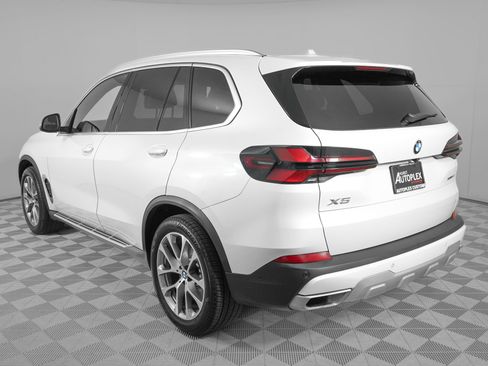 Used 2025 BMW X5 xDrive40i image 7