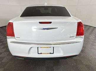 Used 2018 Chrysler 300 Limited AWD/4WD video 4