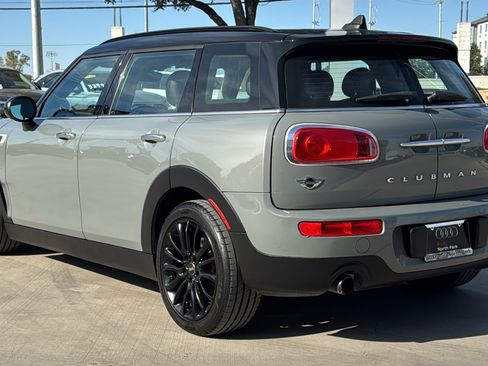 Used 2016 MINI Cooper Clubman image 5