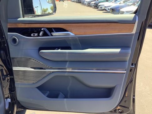 Used 2024 Jeep Grand Wagoneer Series III w/ Flexible Seating Group image 43