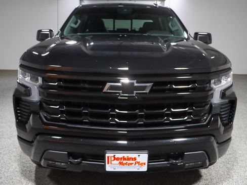 Used 2025 Chevrolet Silverado 1500 RST w/ Convenience Package II AWD/4WD image 4