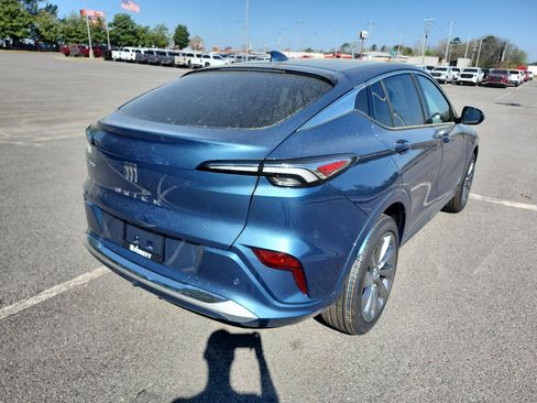 New 2026 Buick Envista Avenir FWD image 3