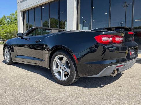 Used 2020 Chevrolet Camaro LT RWD image 7