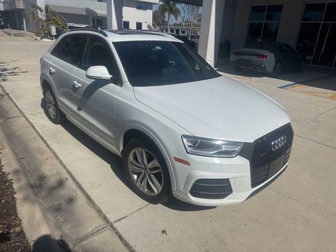 Used 2017 Audi Q3 2.0T Premium Plus w/ Premium Plus Package image 3